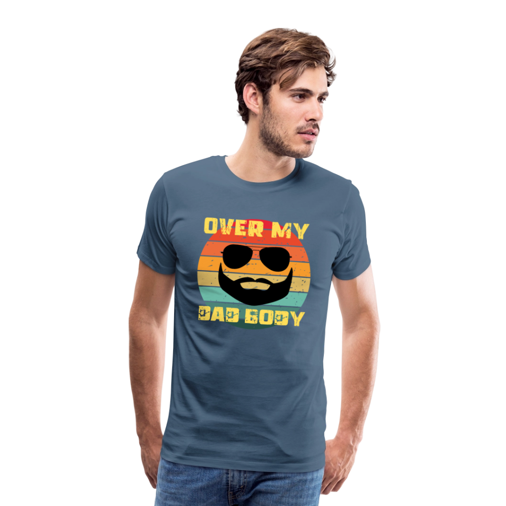 Over My Dad Body - Daddy, Vaterfigur, Lustiger Spruch zum Vatertag, Männer Premium T-Shirt - Blaugrau